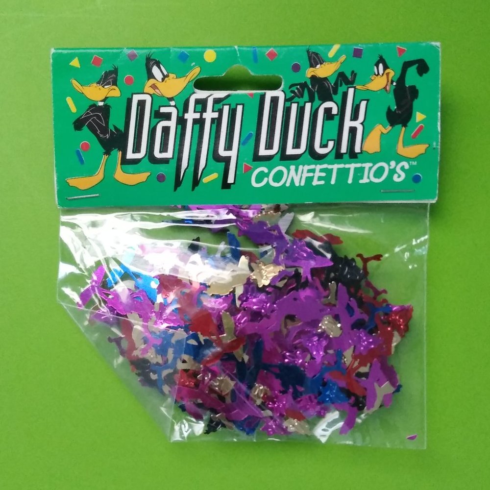 Vintage 1996 Daffy Duck Confettio's